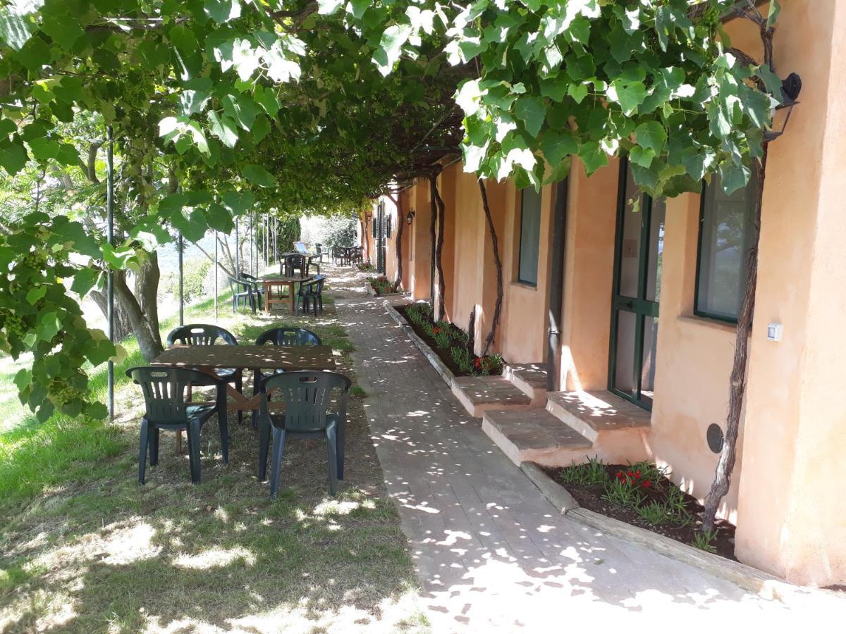 Agriturismo Le Serre Рипарбелла Экстерьер фото